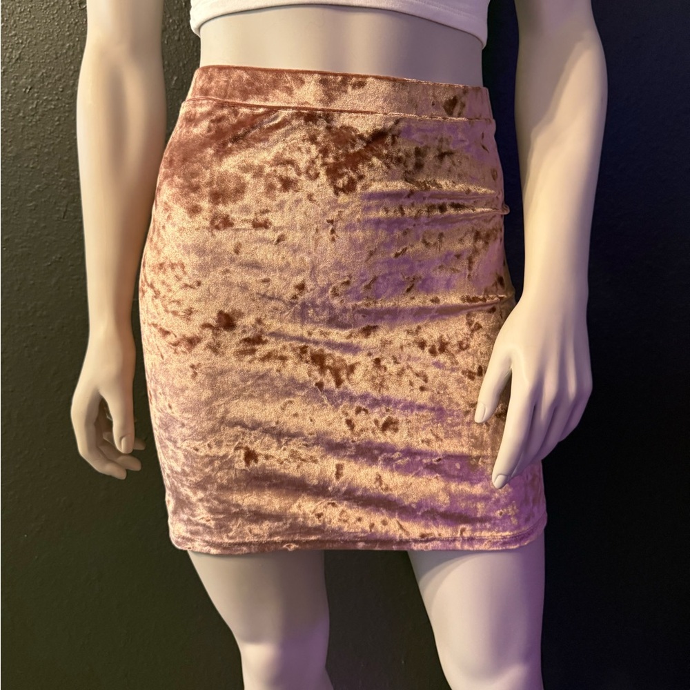 Velvet skirt